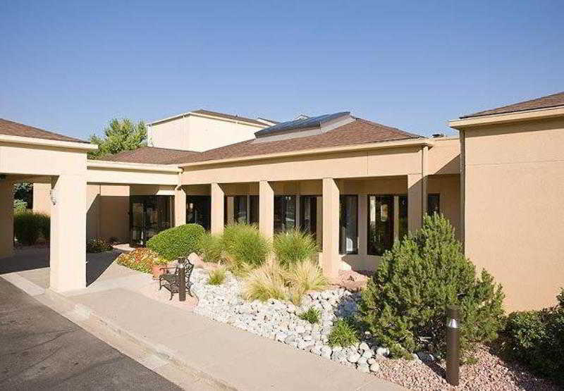 Courtyard By Marriott Denver Central Park Exterior photo